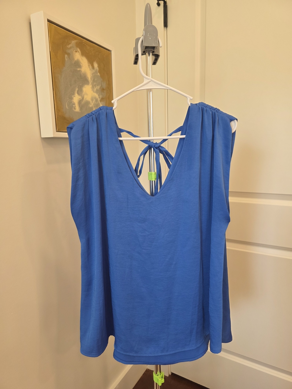Tyche Royal Blue V-Neck Sleeveless Tie-Back Top Medium